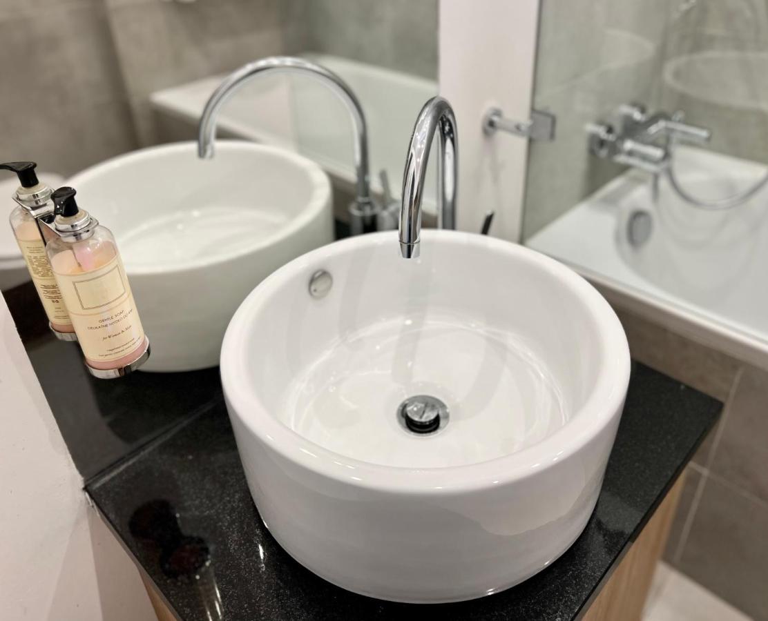 K22 Warszawa Zachodnia Slawinska 502 Apartment Екстериор снимка